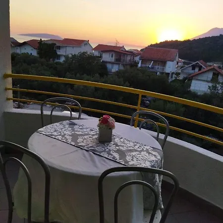 Natali Apartment