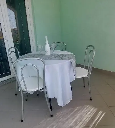 Natali Apartment *